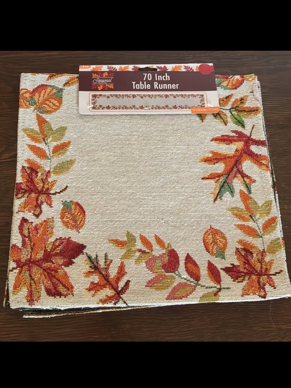 NWT- Cream w/ Autumn Leaves- Fall Tapestry Table Runner 70x13